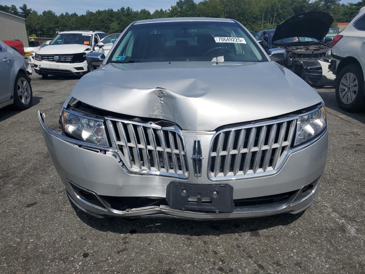 2011 LINCOLN MKZ