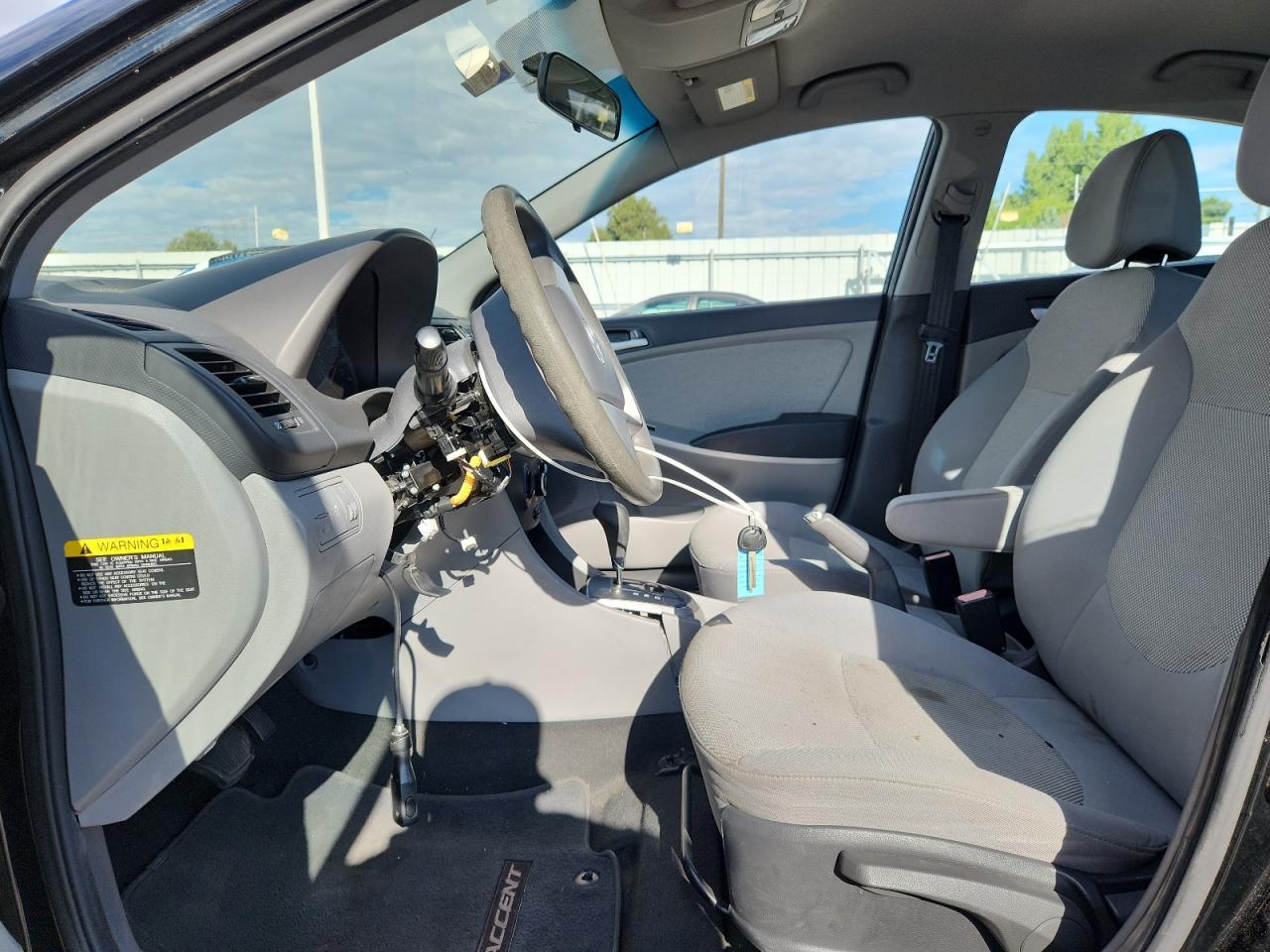 2012 HYUNDAI ACCENT