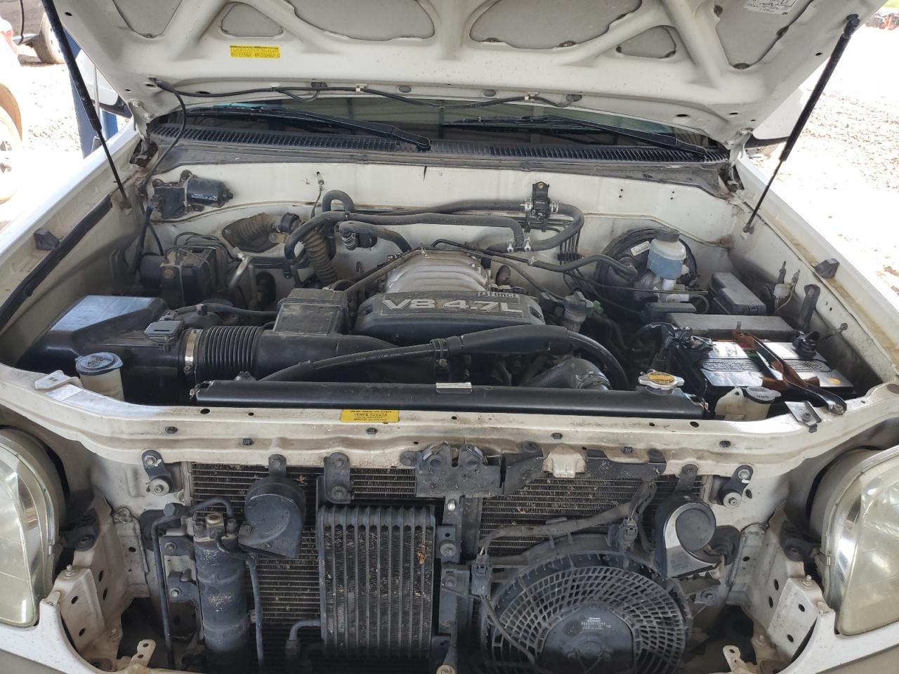 2003 TOYOTA Sequoia