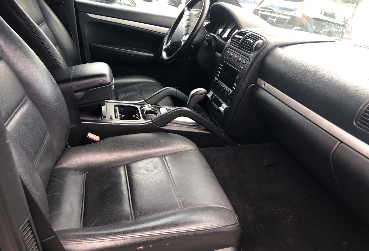 2010 PORSCHE CAYENNE