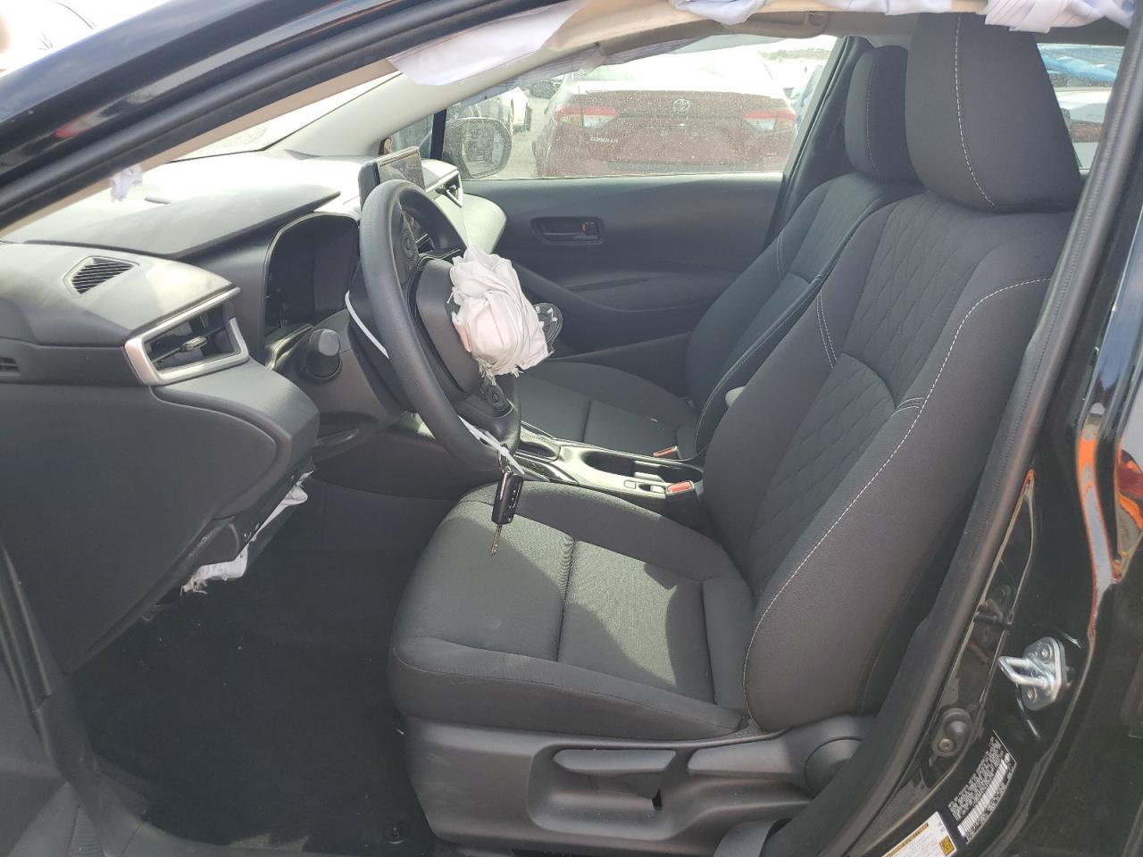 2025 TOYOTA COROLLA