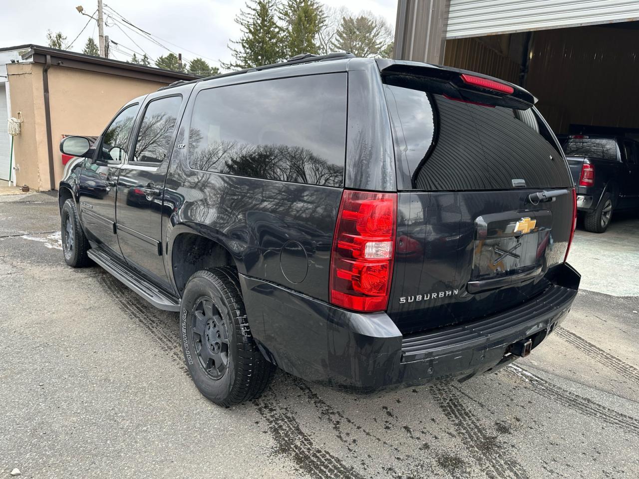 2013 CHEVROLET Suburban