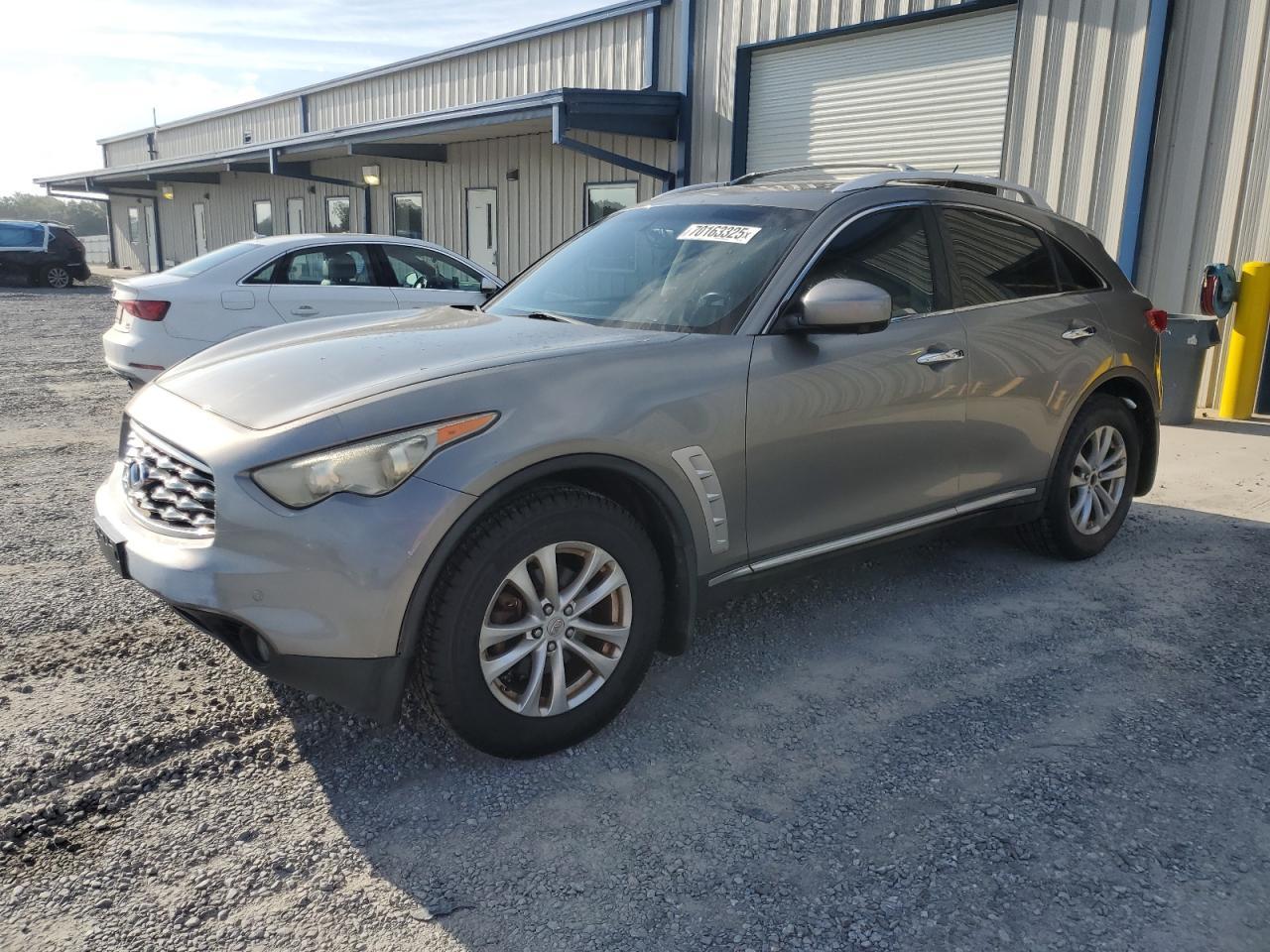 2011 INFINITI FX35