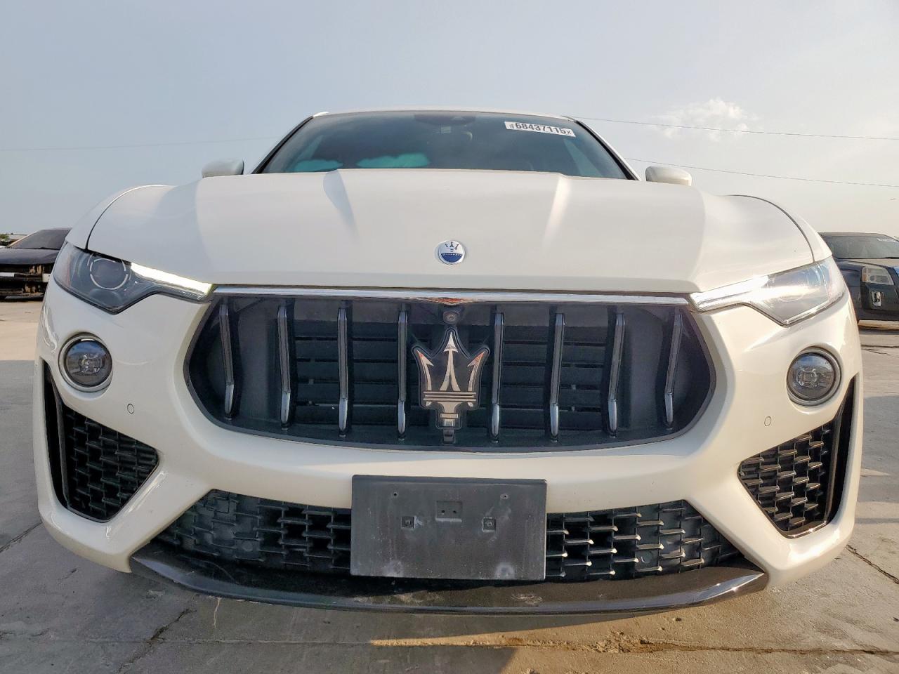 2022 MASERATI Levante