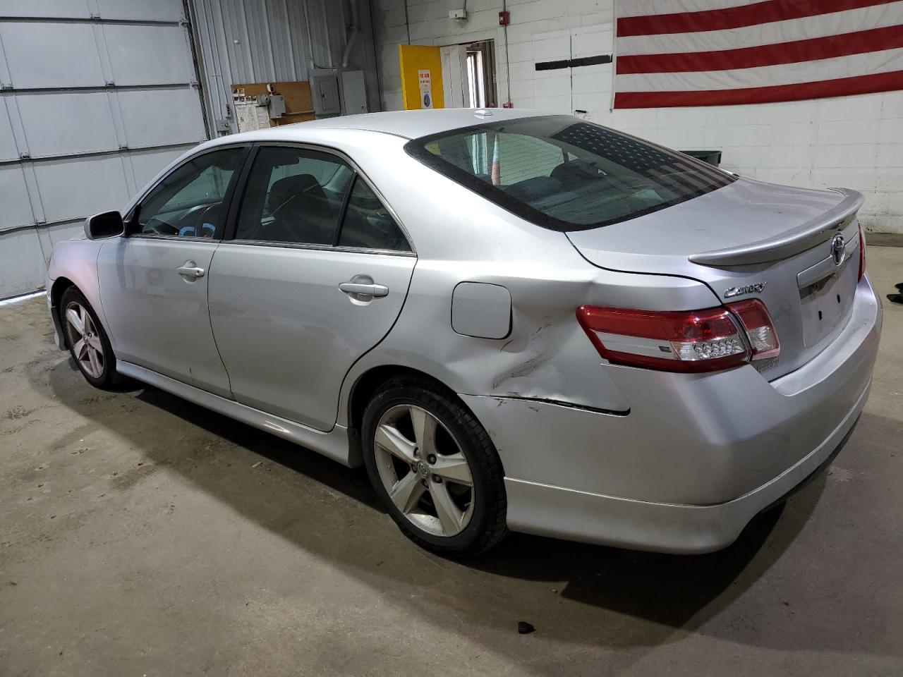 2011 TOYOTA CAMRY