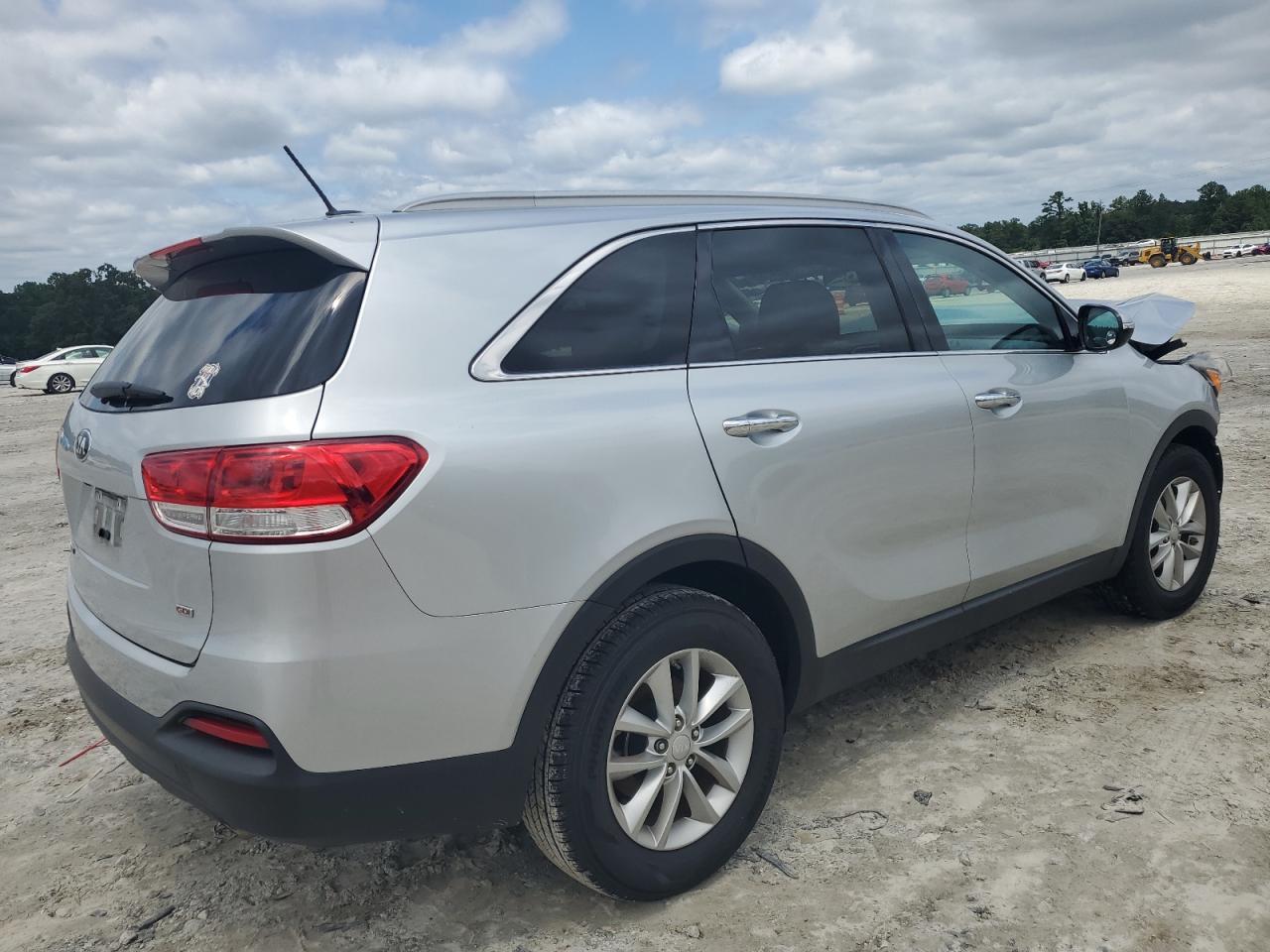 2017 KIA SORENTO