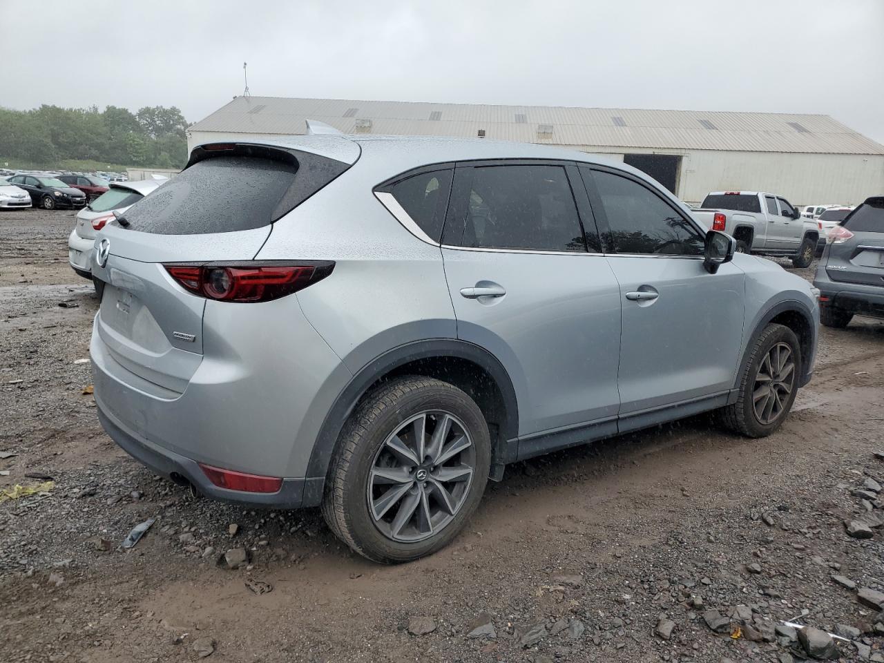 2017 MAZDA CX-5