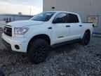 2011 TOYOTA TUNDRA