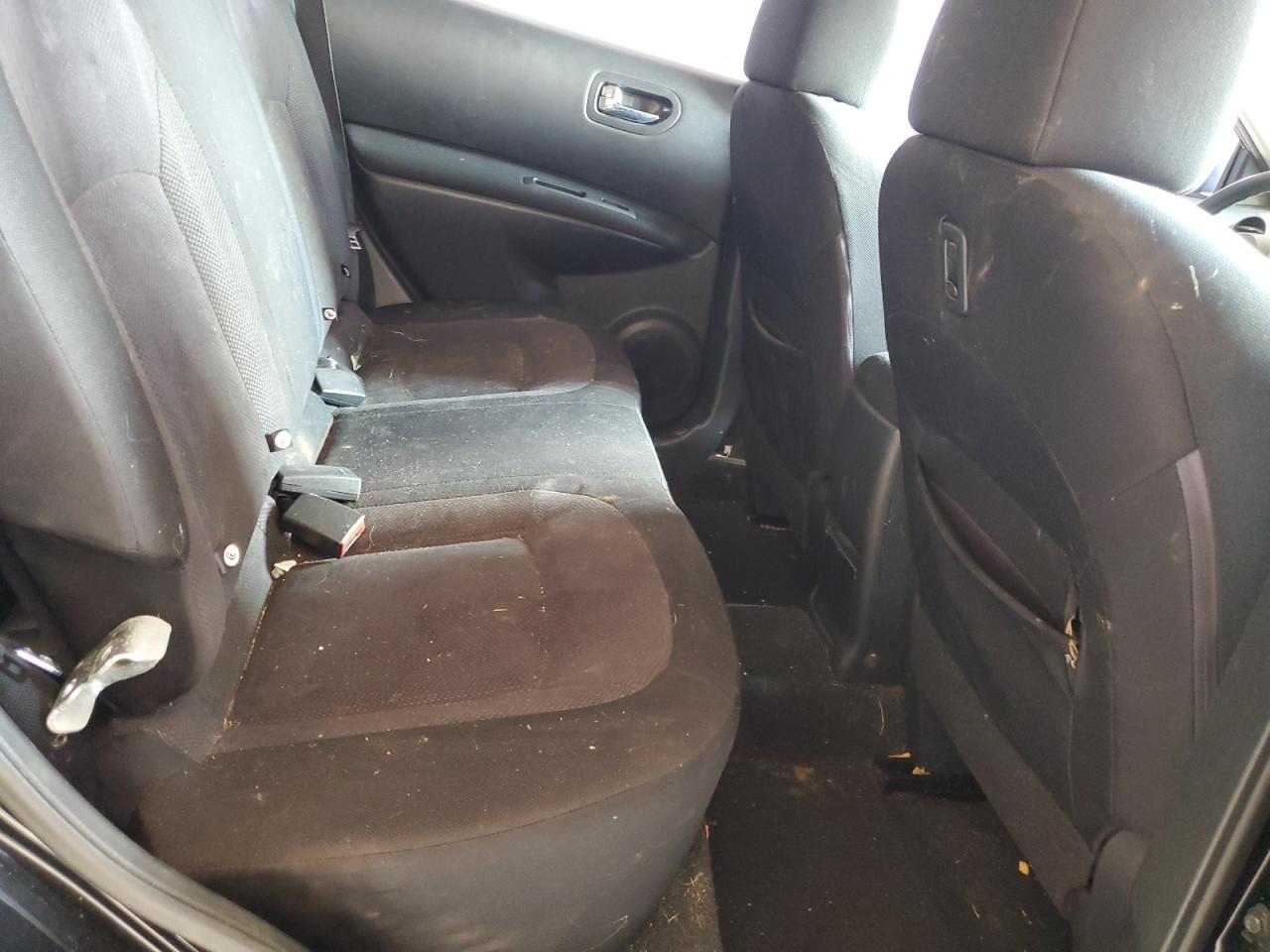 2011 NISSAN ROGUE