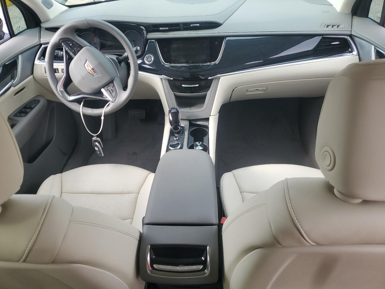 2025 CADILLAC XT6