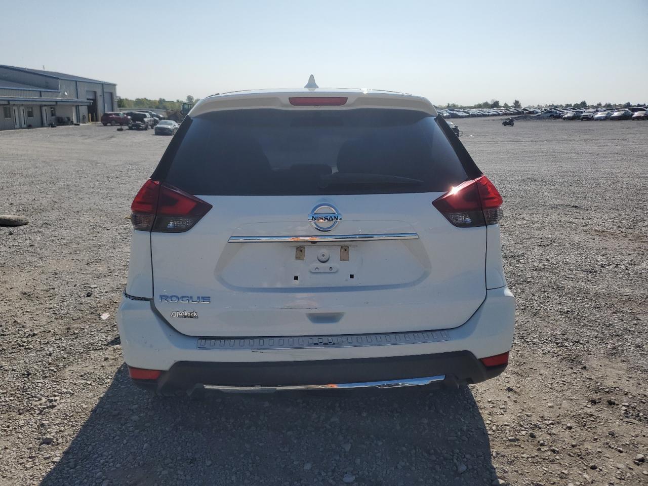 2017 NISSAN ROGUE