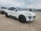 2016 PORSCHE Macan
