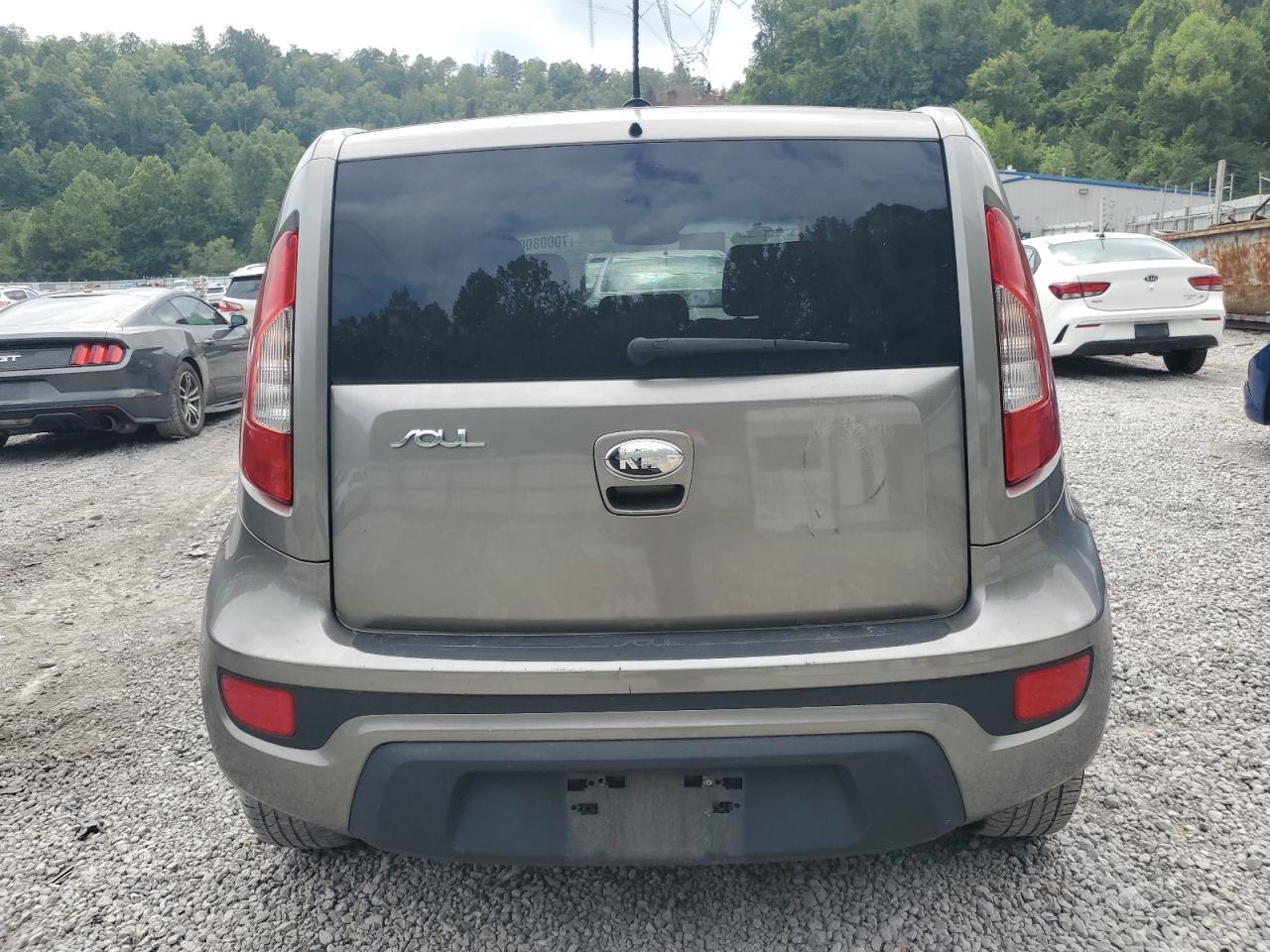 2013 KIA SOUL