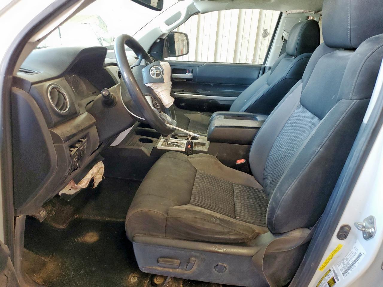 2017 TOYOTA TUNDRA