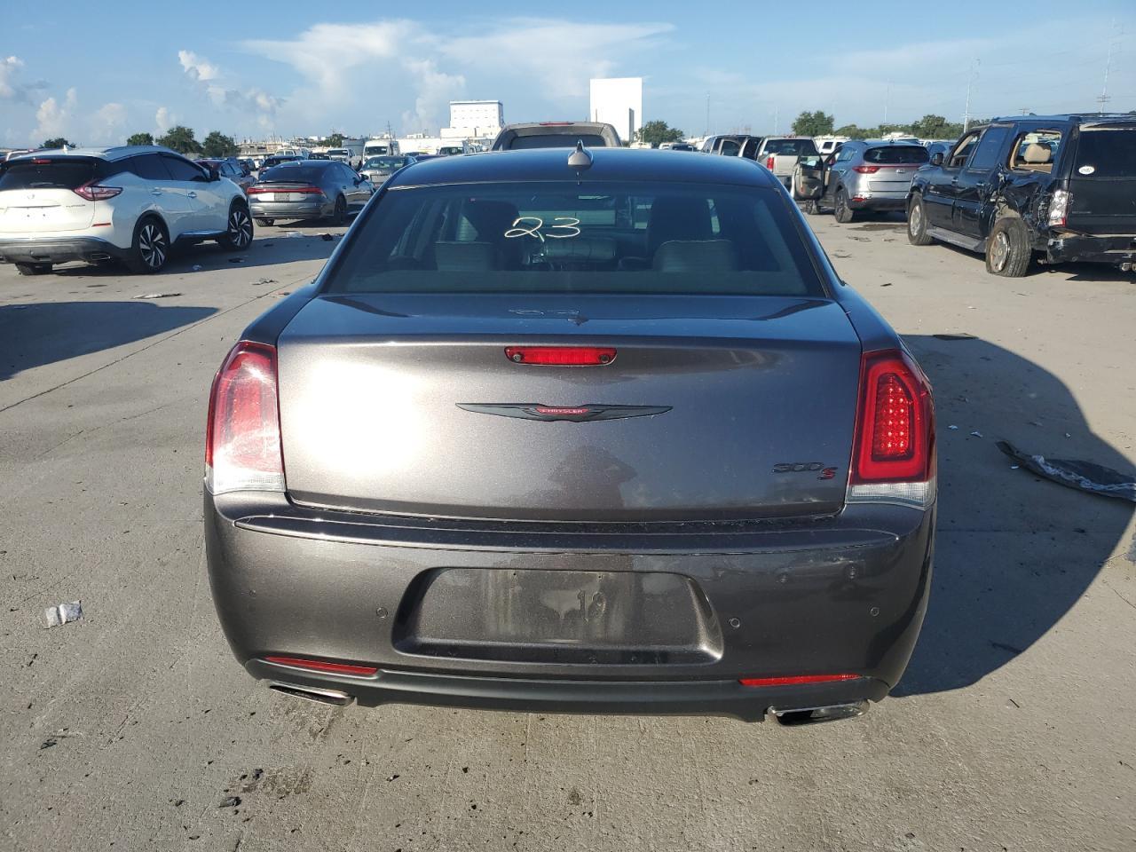 2022 CHRYSLER 300