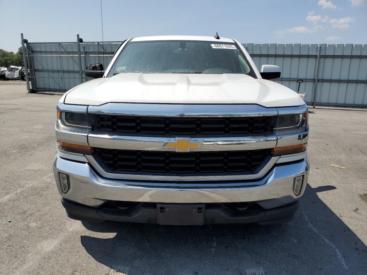 2017 CHEVROLET Silverado