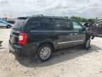 2013 CHRYSLER Town & Country