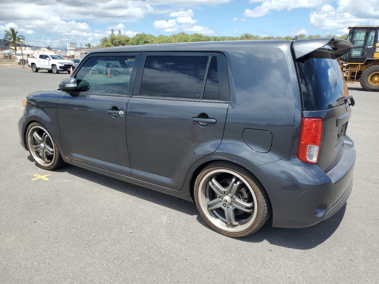 2014 TOYOTA SCION