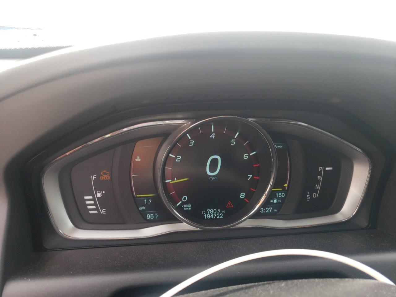2014 VOLVO XC60