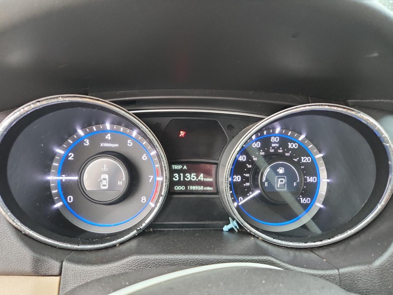 2013 HYUNDAI SONATA
