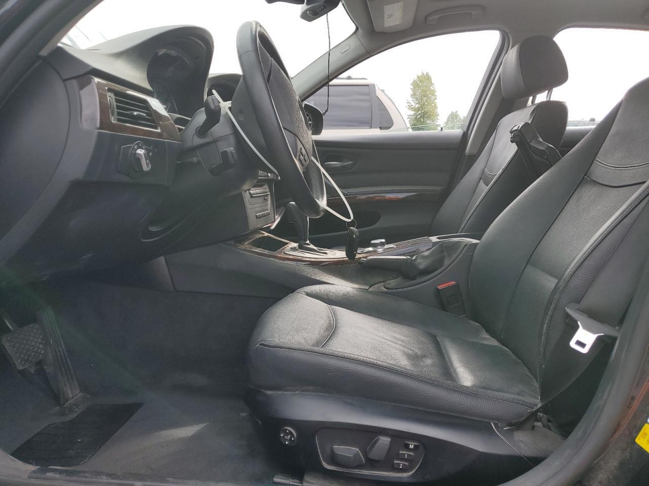 2011 BMW 3 SERIES