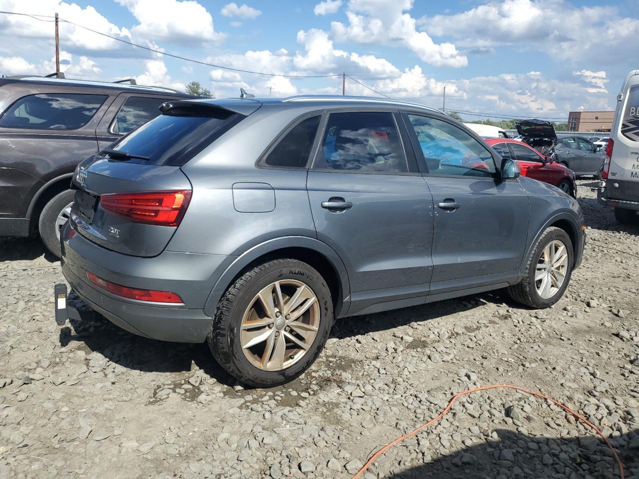 2017 AUDI Q3