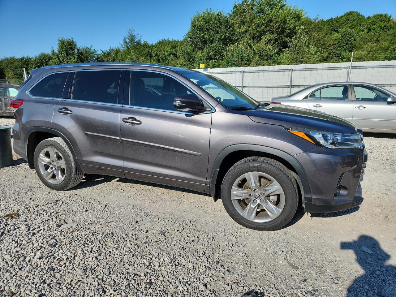 2019 TOYOTA HIGHLANDER