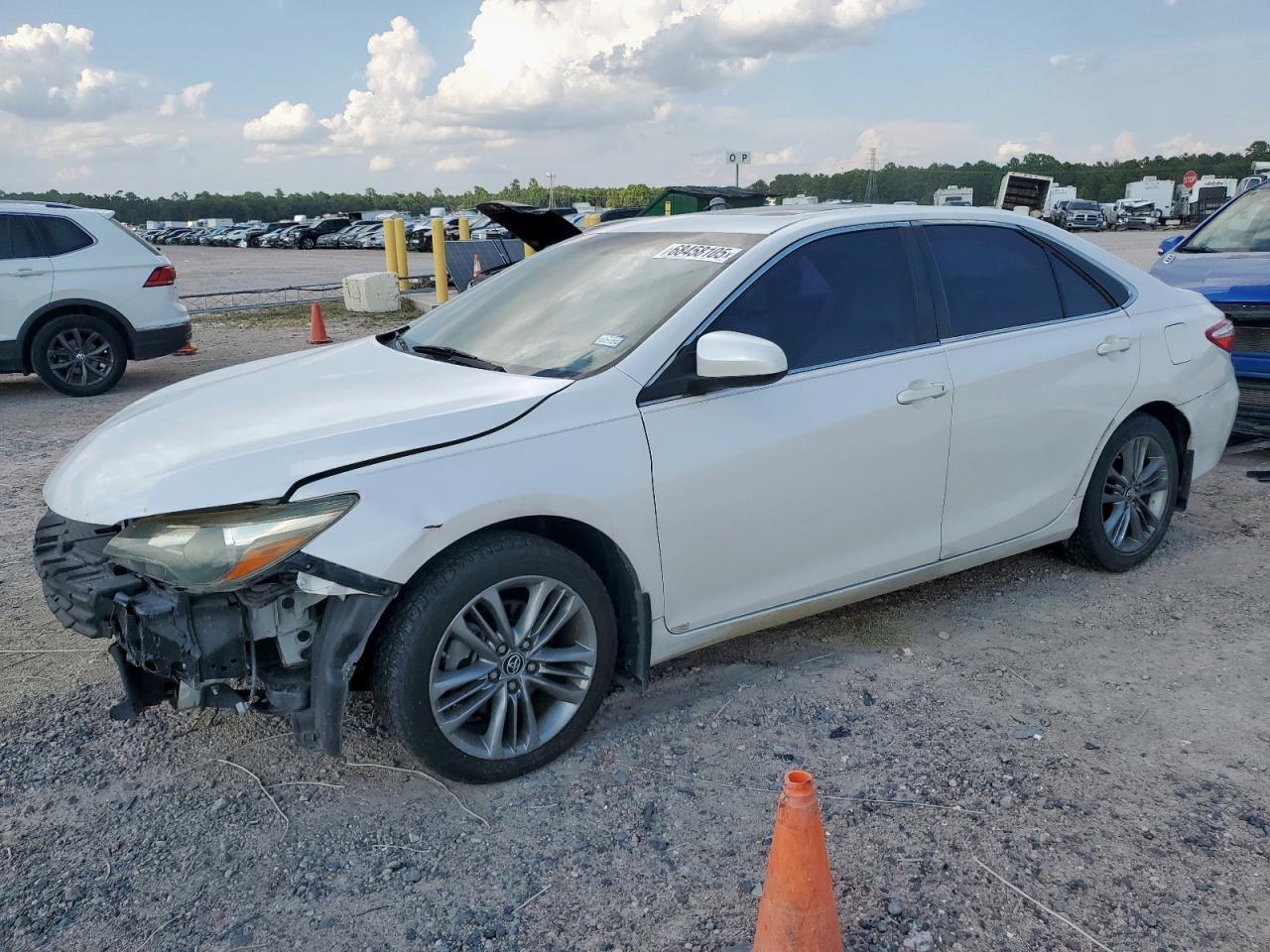 2015 TOYOTA CAMRY