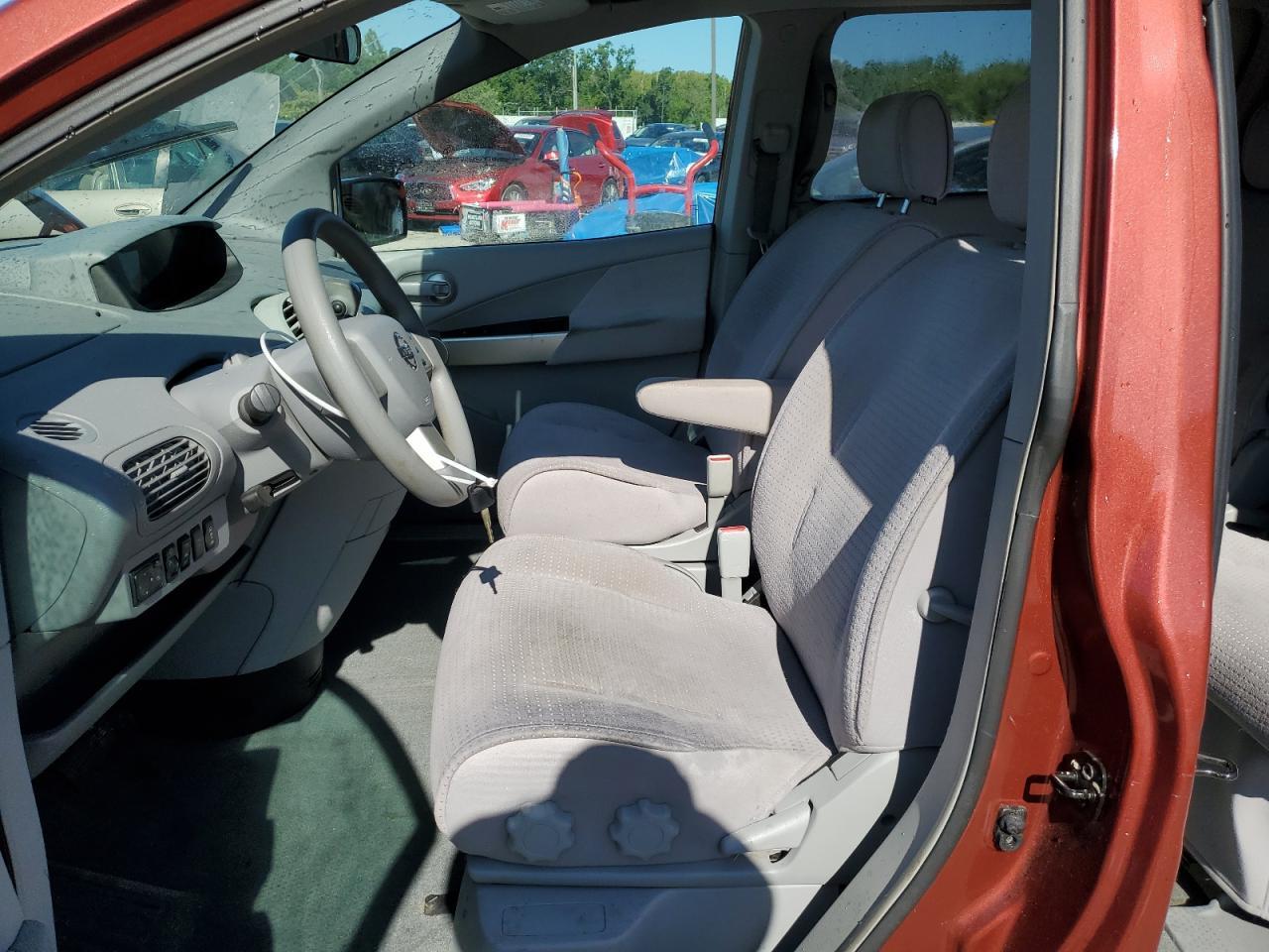 2005 NISSAN Quest
