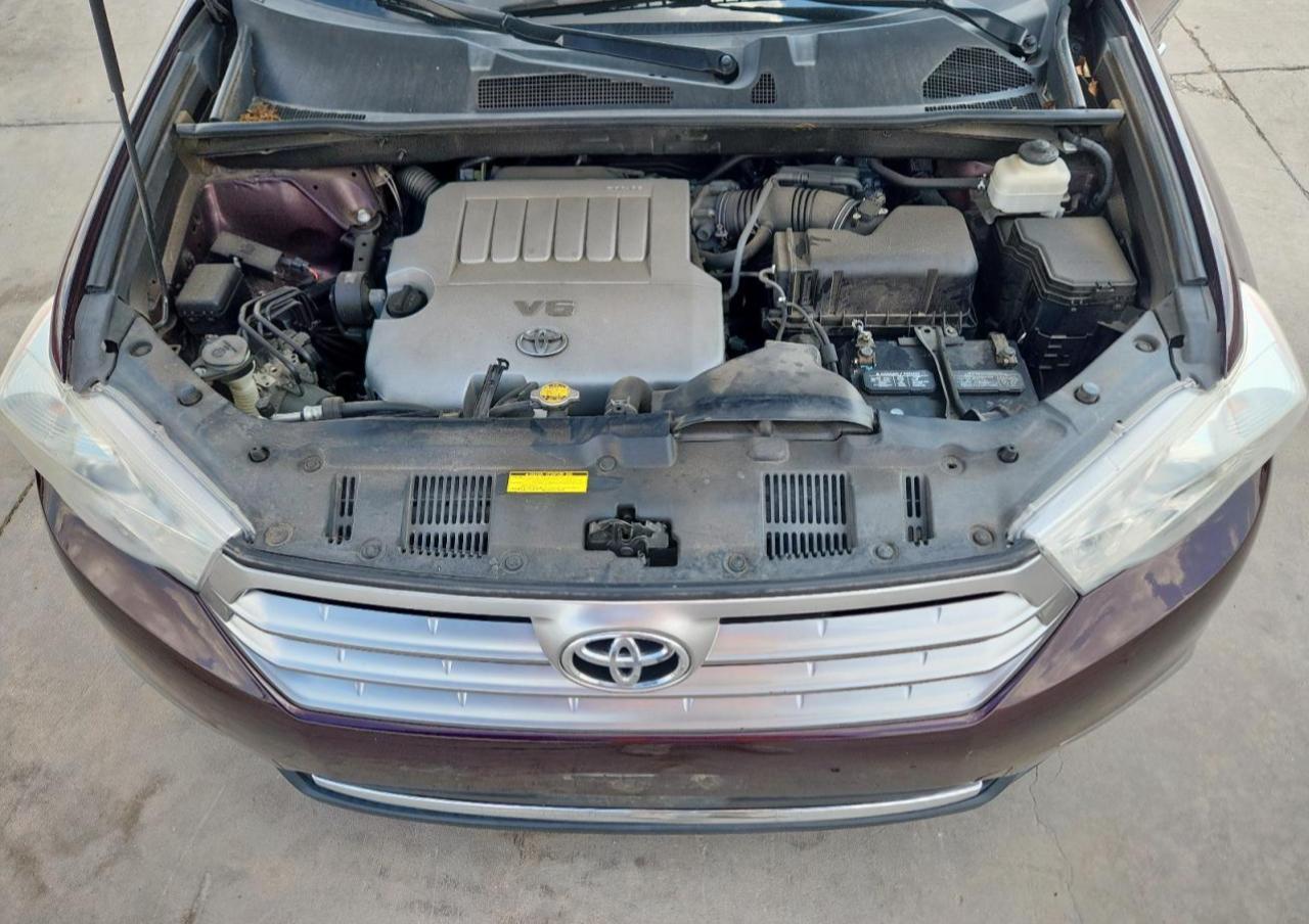 2013 TOYOTA HIGHLANDER