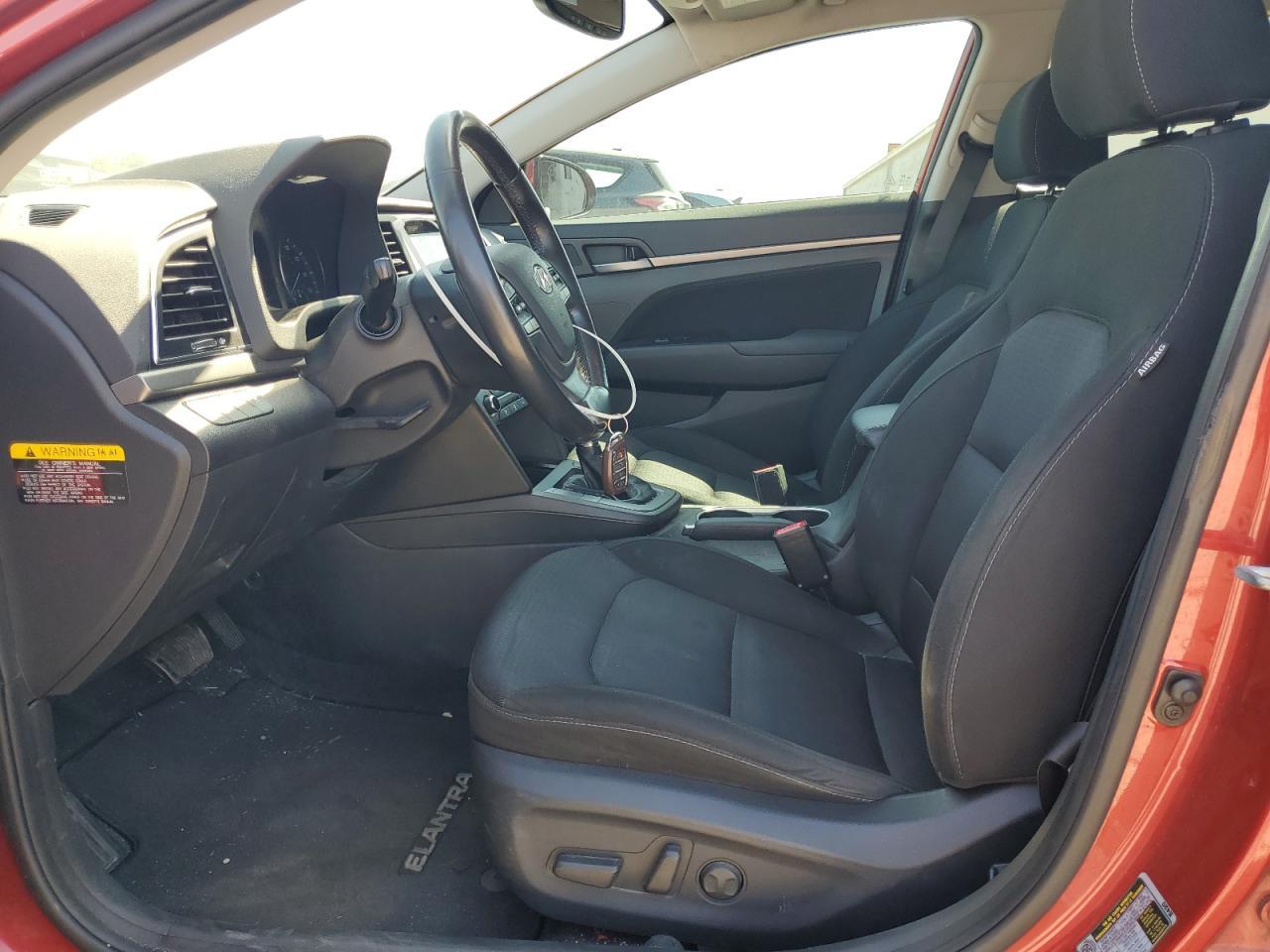 2017 HYUNDAI ELANTRA