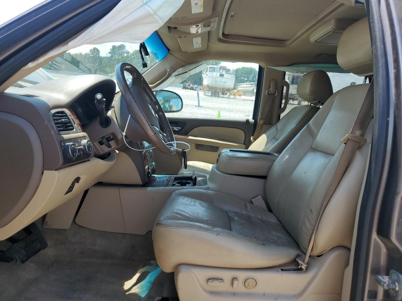 2012 CHEVROLET Tahoe
