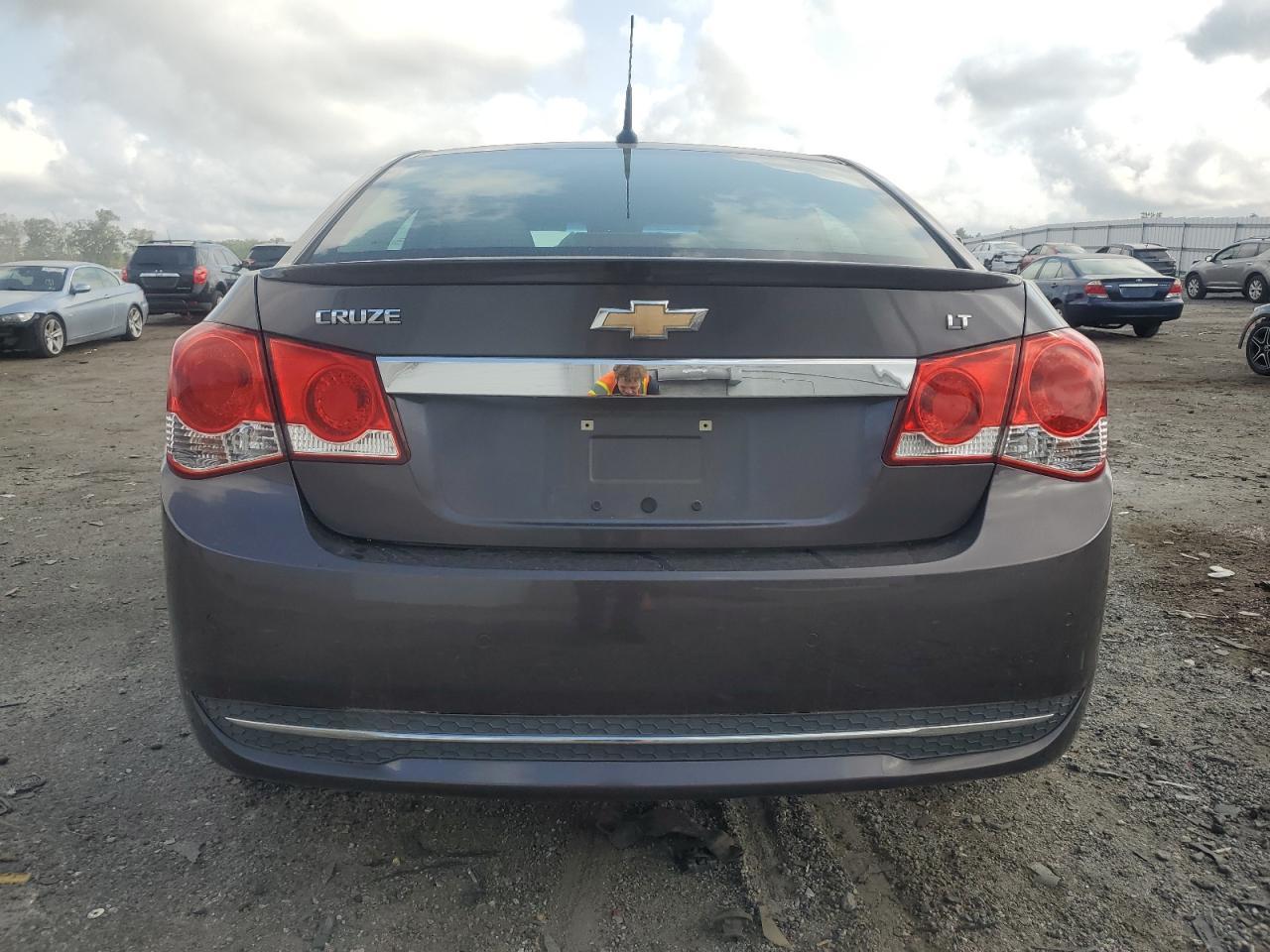 2011 CHEVROLET CRUZE