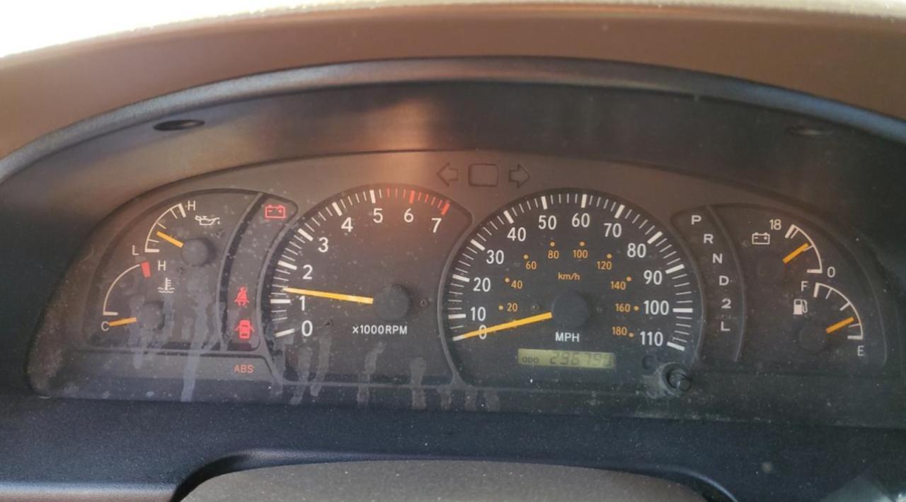 2000 TOYOTA TUNDRA