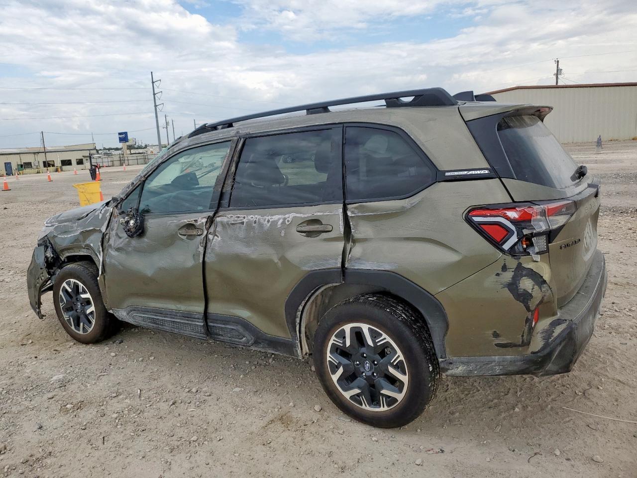 2025 SUBARU FORESTER