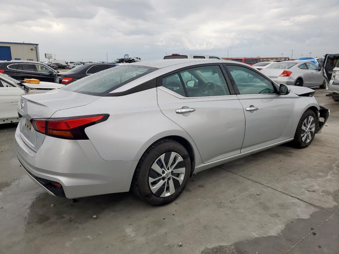 2021 NISSAN ALTIMA