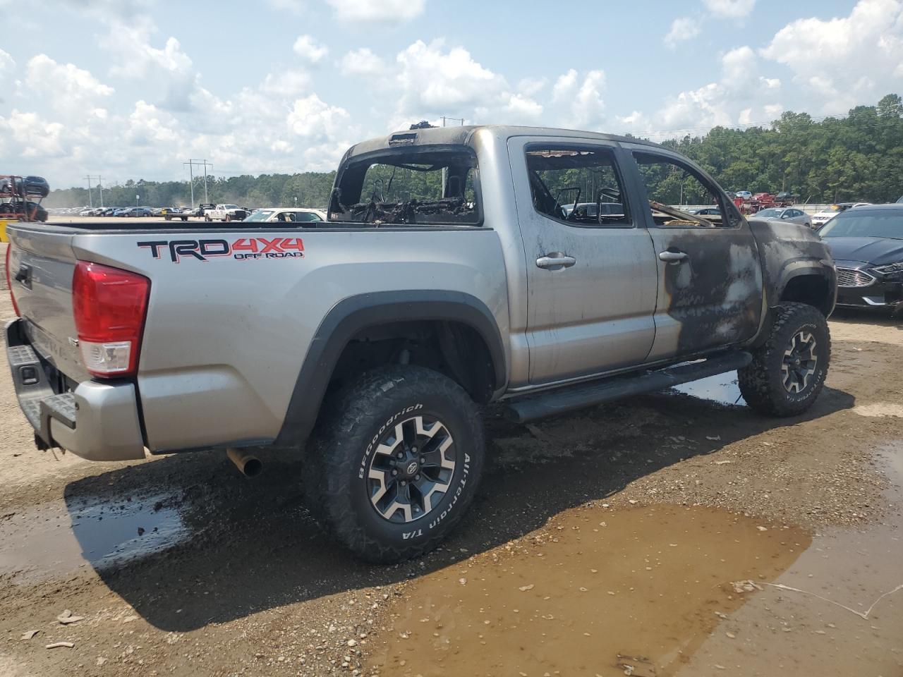2016 TOYOTA TACOMA