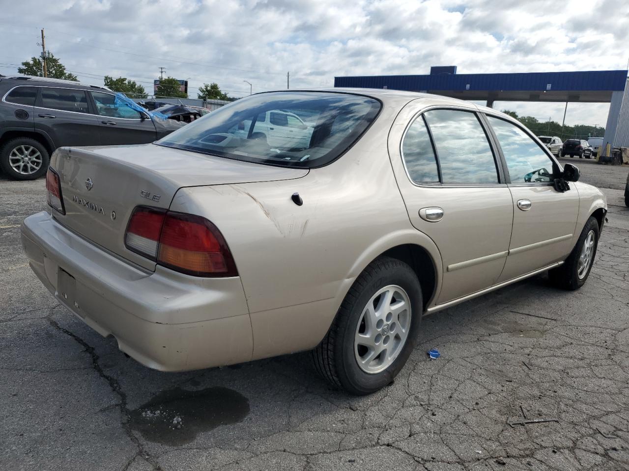 1997 NISSAN Maxima