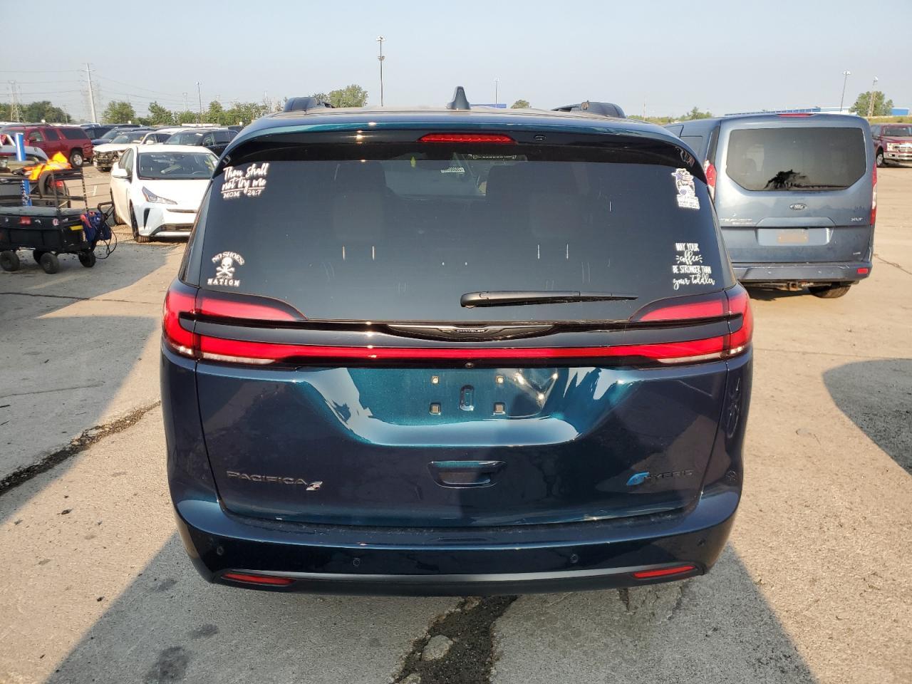 2025 CHRYSLER Pacifica