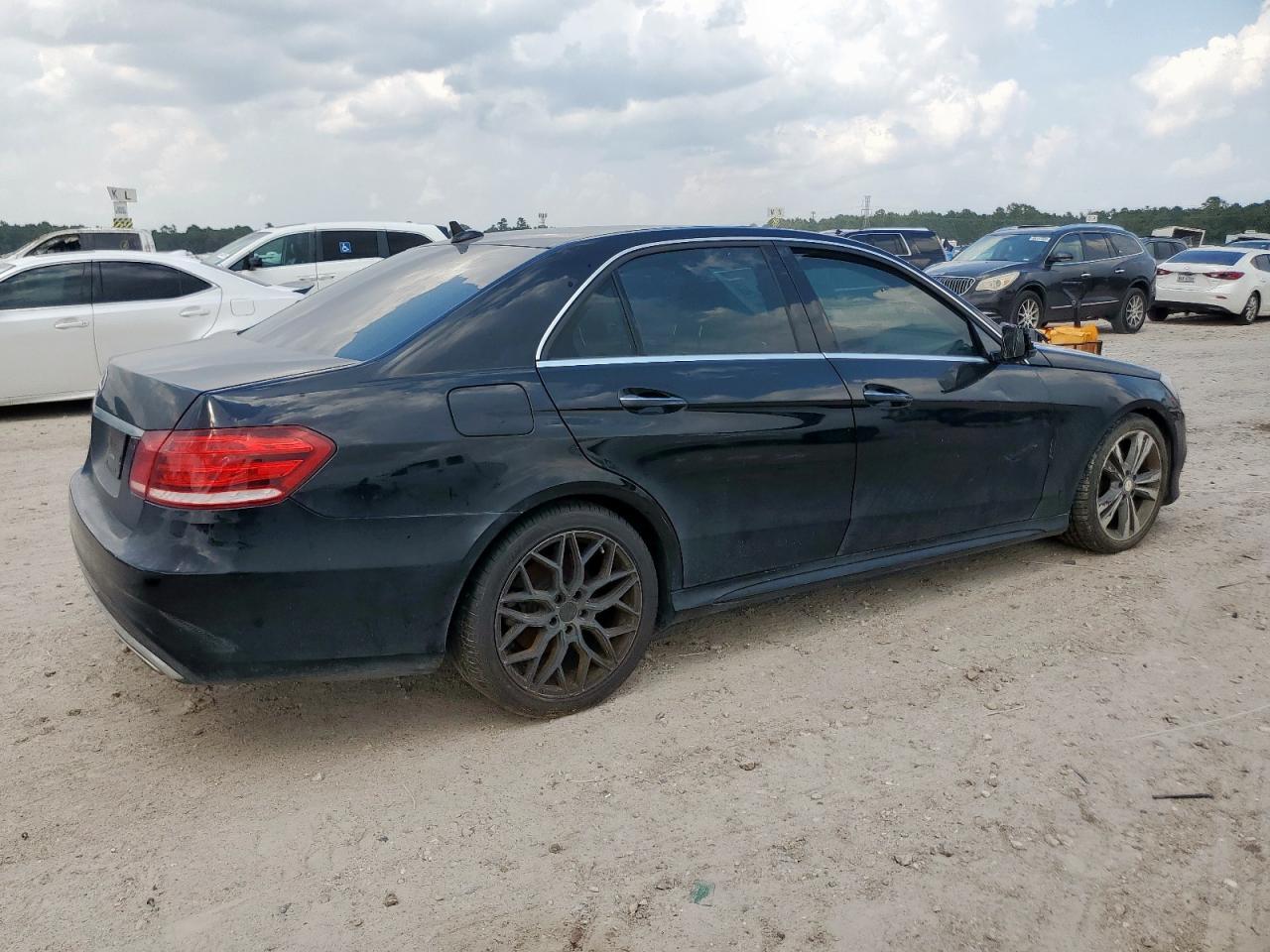 2016 MERCEDES-BENZ E-Class