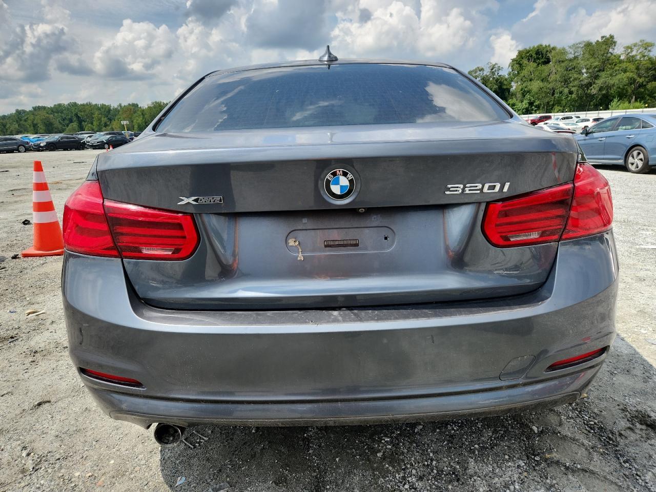 2018 BMW 3 SERIES