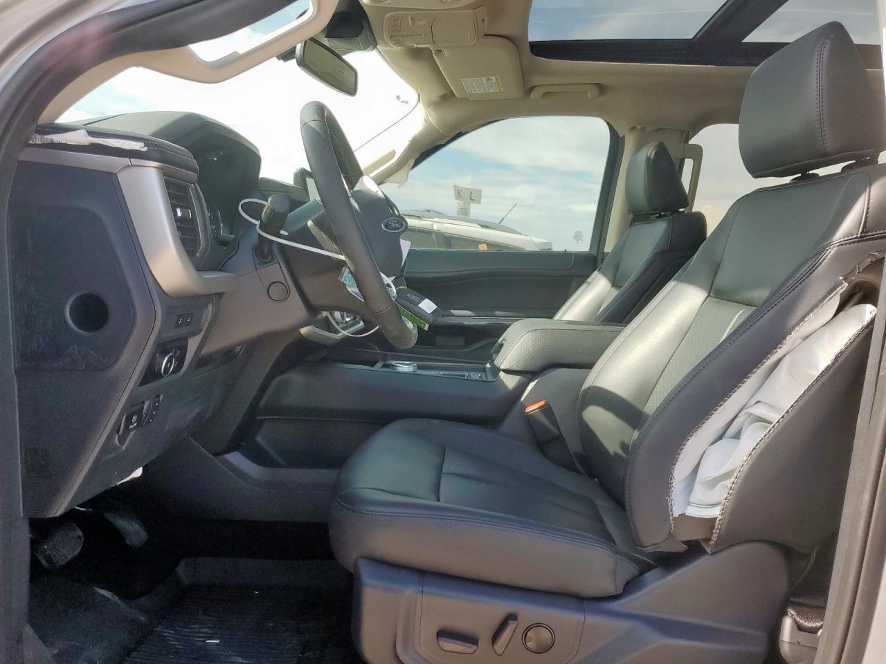 2024 FORD Expedition