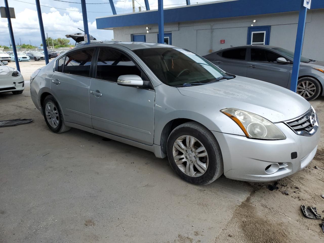 2011 NISSAN ALTIMA
