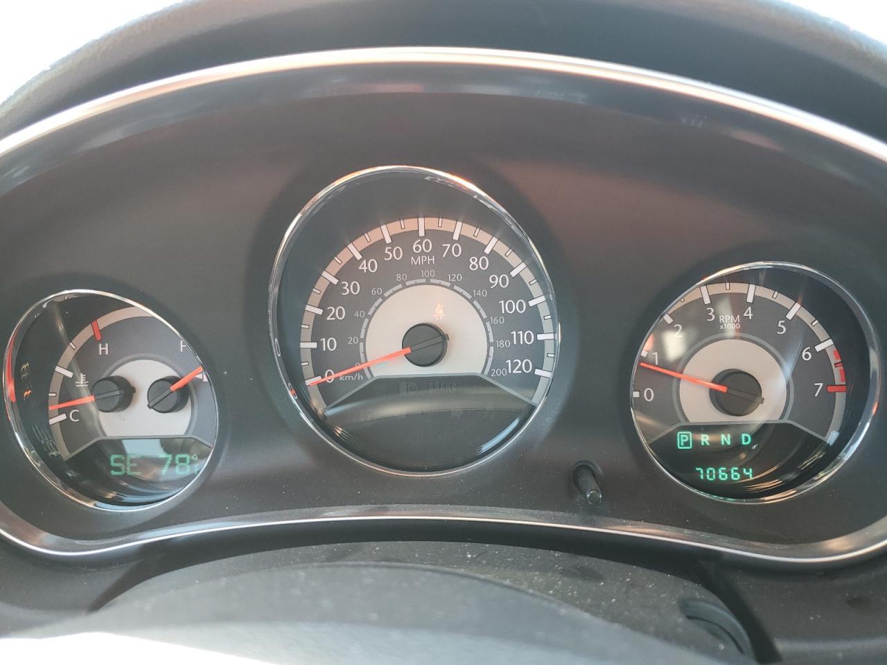 2012 CHRYSLER 200