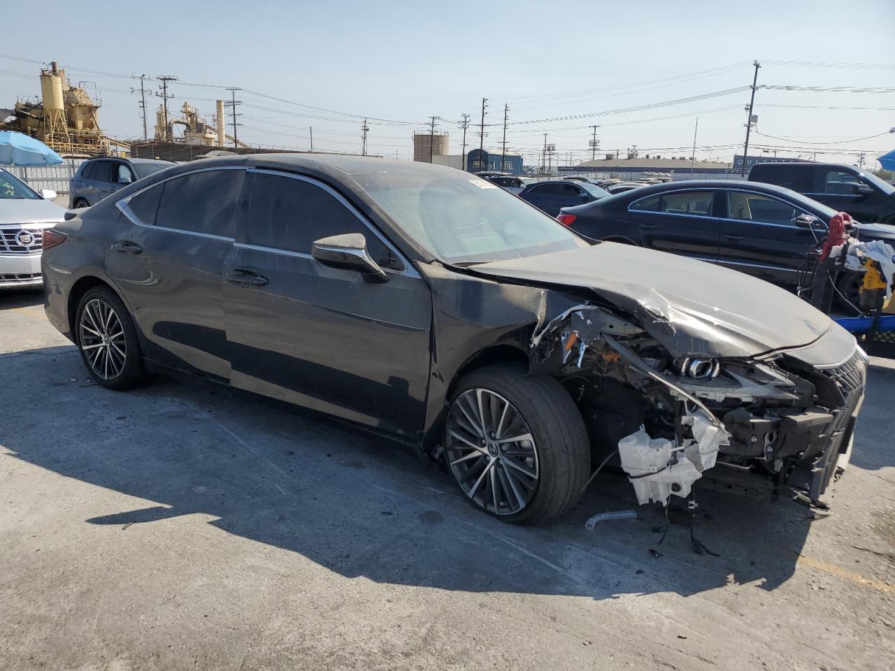 2024 LEXUS Es