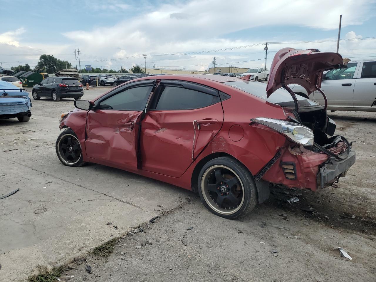 2012 HYUNDAI ELANTRA