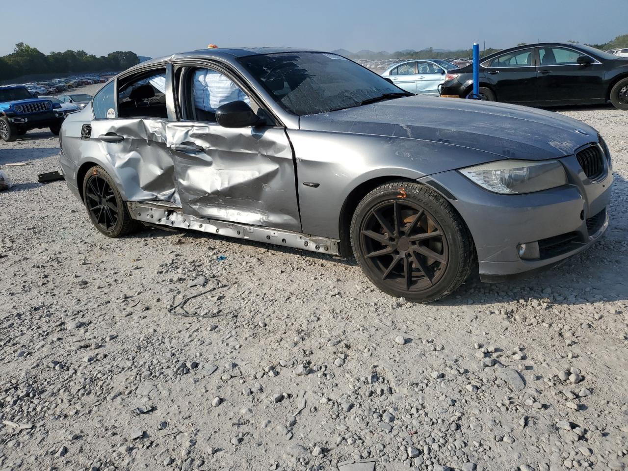 2011 BMW 3 SERIES