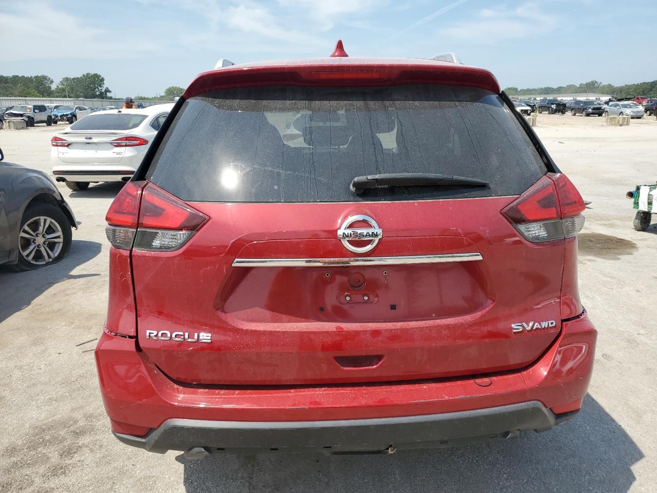 2017 NISSAN ROGUE