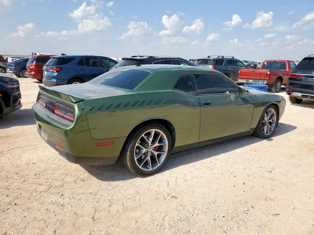 2022 DODGE Challenger