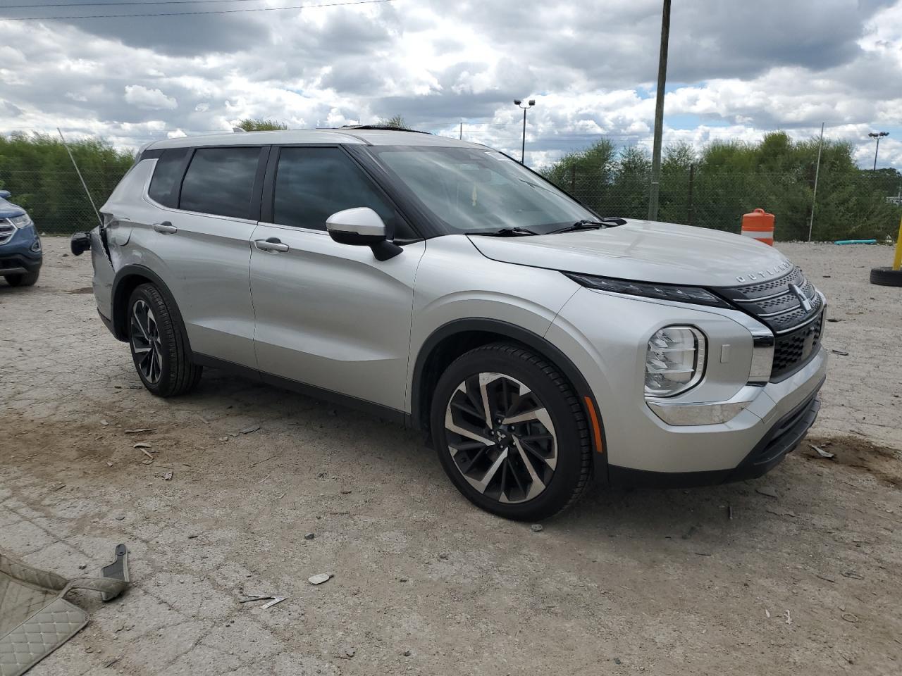 2022 MITSUBISHI outlander